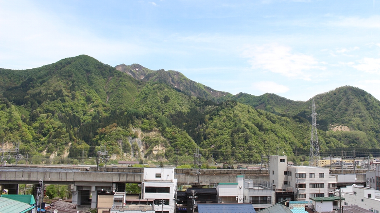 【客室からの眺望春】（眺望客室）