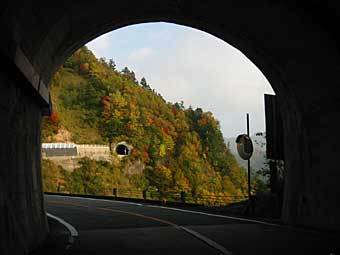 トンネル白山スーパー林道
