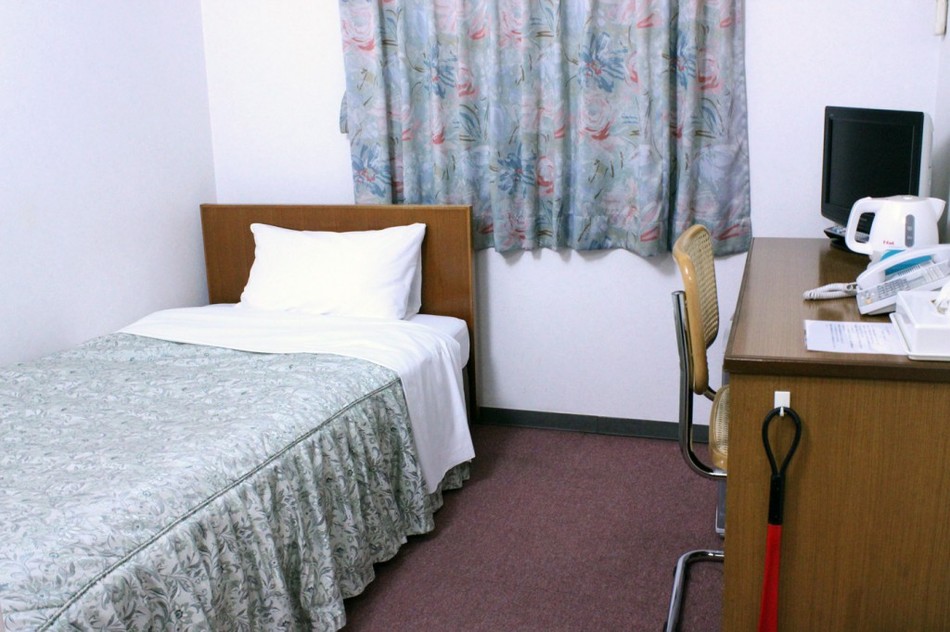 Business Hotel Issa Annex Ideally located in the Tachikawa area, Business Hotel Issa Annex promises a relaxing and wonderful visit. Offering a variety of facilities and services, the property provides all you need for a good n