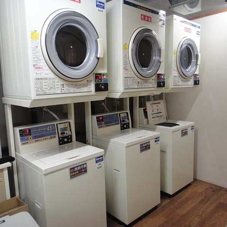 24時間利用可能なコインランドリー