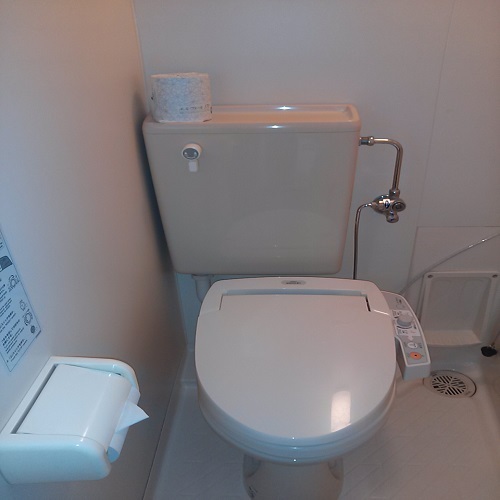 客室トイレウォシュレット完備