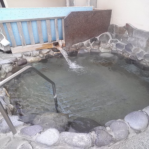 ホテルから徒歩５分天然温泉駿河の湯