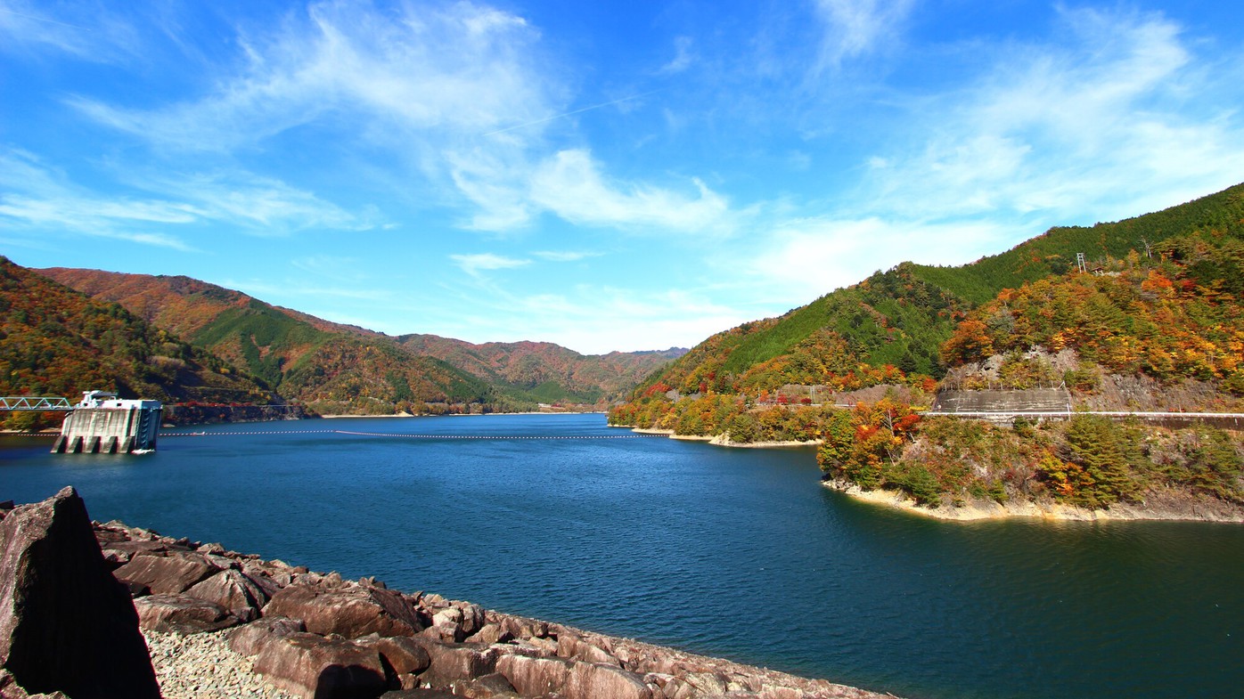 東仙峡金山湖