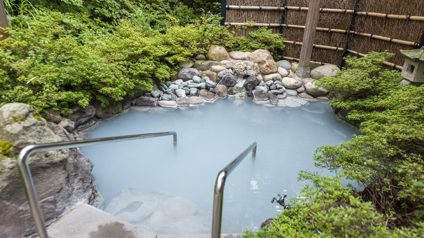 祥雲の客室風呂も源泉かけ流しの為、日によって色を変わってまいります。