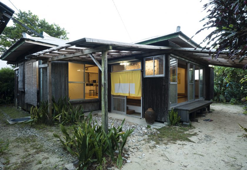Mae-Hida (House with a Private Beach) Interior 1