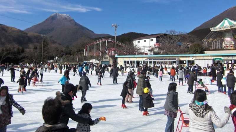 【城島高原アイススケートリンク】九州最大級のアイススケートリンク！大人から子供まで楽しめます