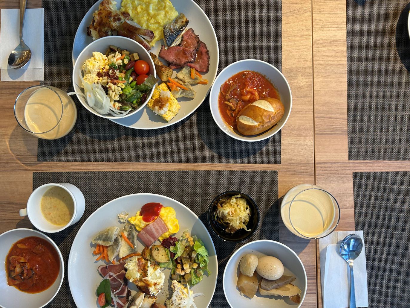朝食ビュッフェイメージ