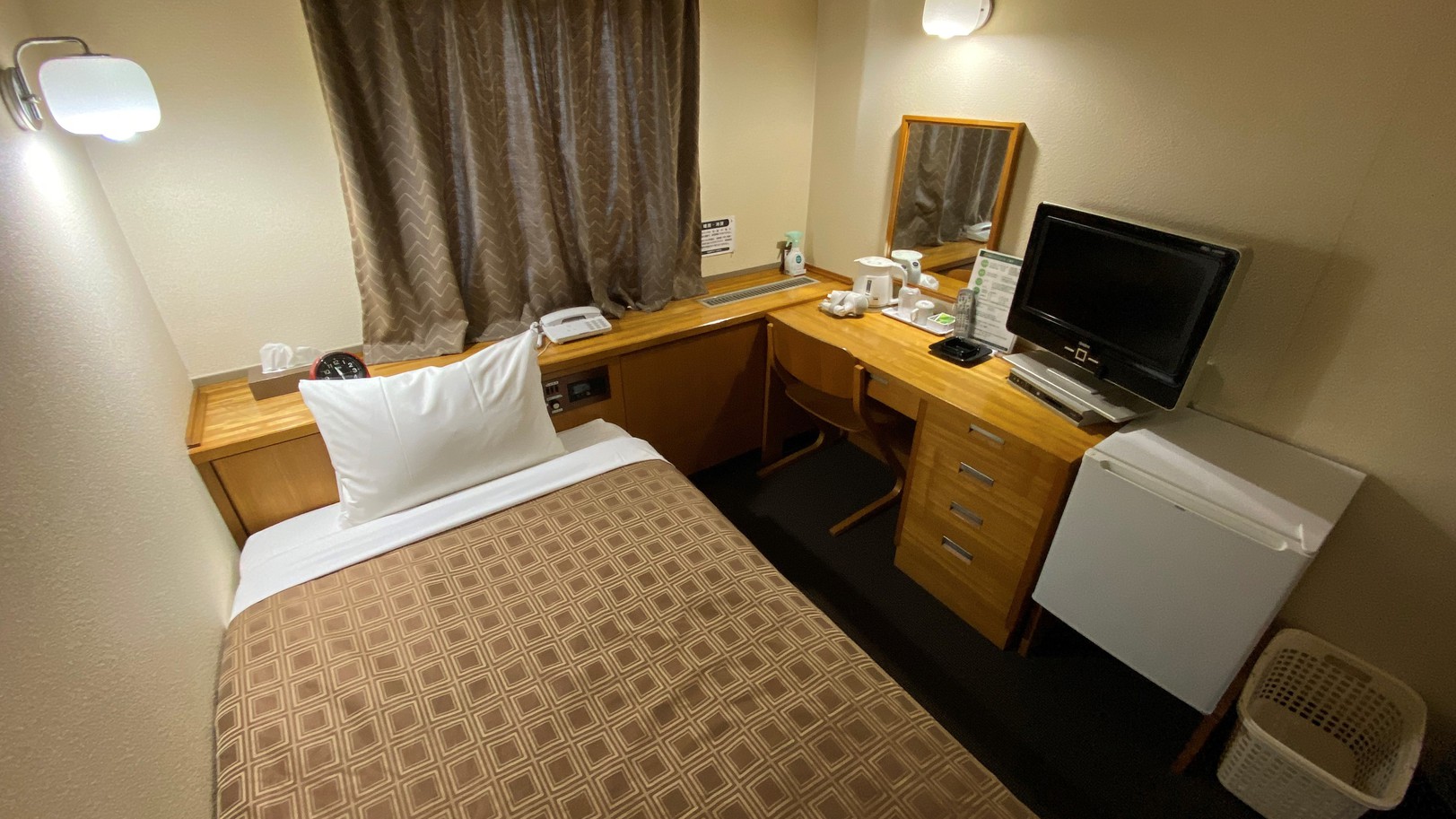 Sanuki Green Hotel Sanuki Green Hotel is perfectly located for both business and leisure guests in Ryugasaki. The property offers a high standard of service and amenities to suit the individual needs of all travelers. T