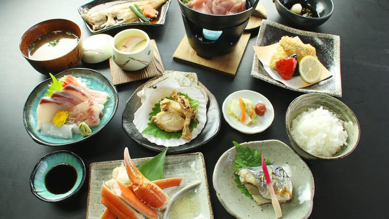 海鮮コース 新鮮な魚介たっぷり召し上がれ※料理内容は一例。カニの一品料理は別注のため要事前予約