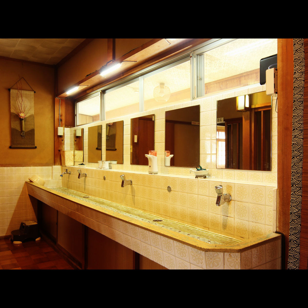 This photo about Umibe no Yado Higashi shared on HyHotel.com