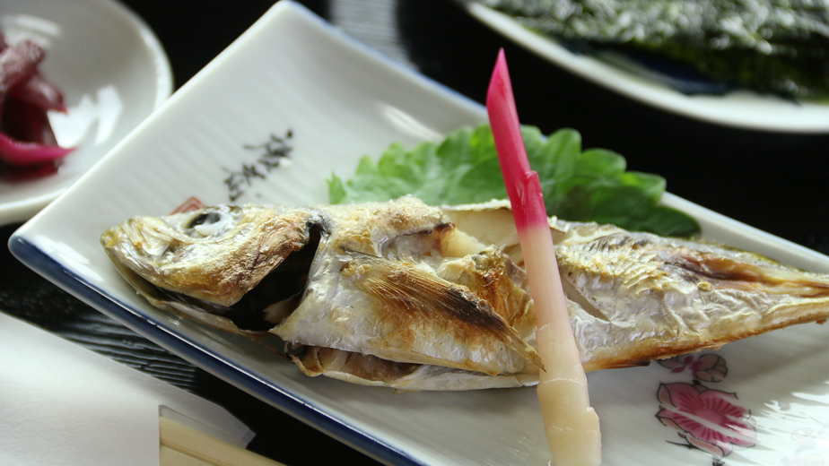 朝食焼き魚