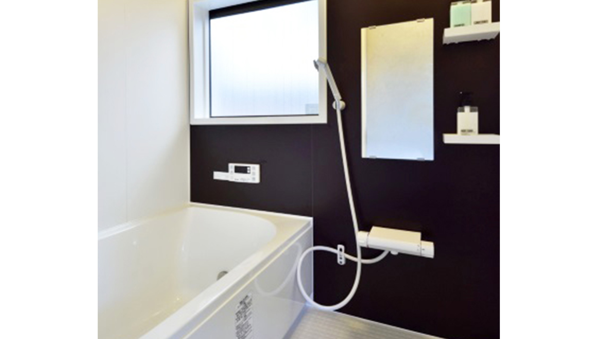 ・＜浴室＞ファインバブルシャワーが放出されるシャワーヘッドを採用