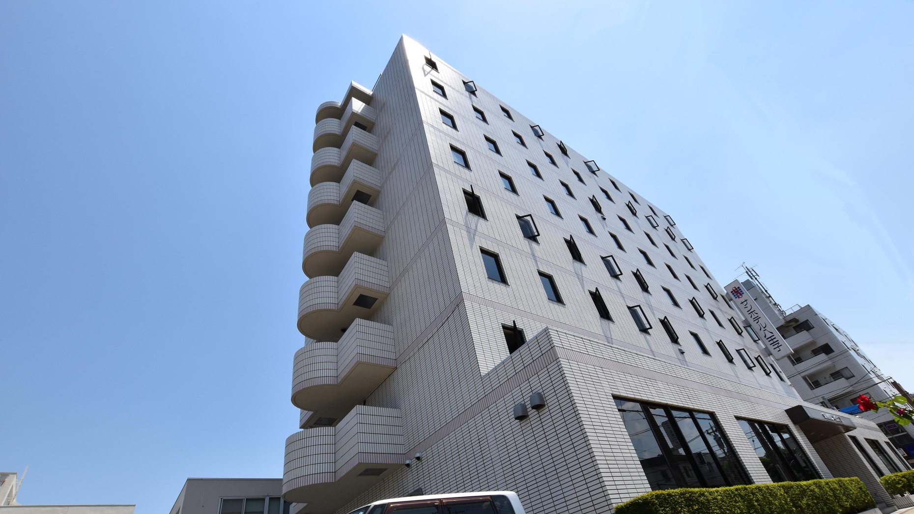 Sun Hotel Hachioji Set in a prime location of Tokyo, Sun Hotel Hachioji puts everything the city has to offer just outside your doorstep. The property offers a high standard of service and amenities to suit the individu