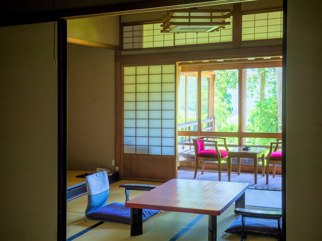 【国の登録有形文化財本館】昭和を満喫できる木造建築として、人気のお部屋。