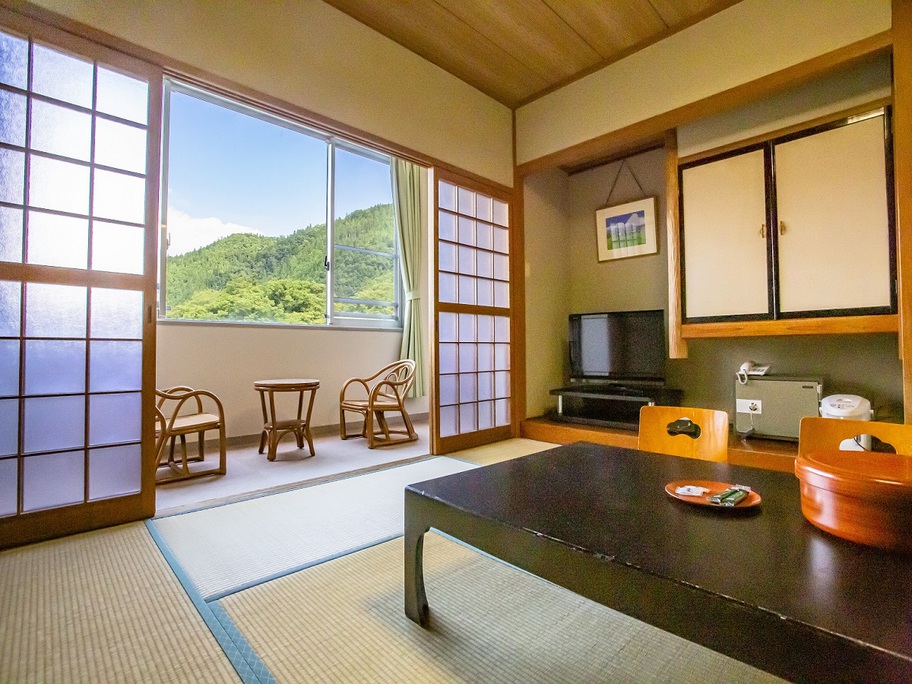 Kokuminshukusha Ryoukamiso Set in a prime location of Ogano, Kokuminshukusha Ryoukamiso puts everything the city has to offer just outside your doorstep. The property has everything you need for a comfortable stay. Facilities l