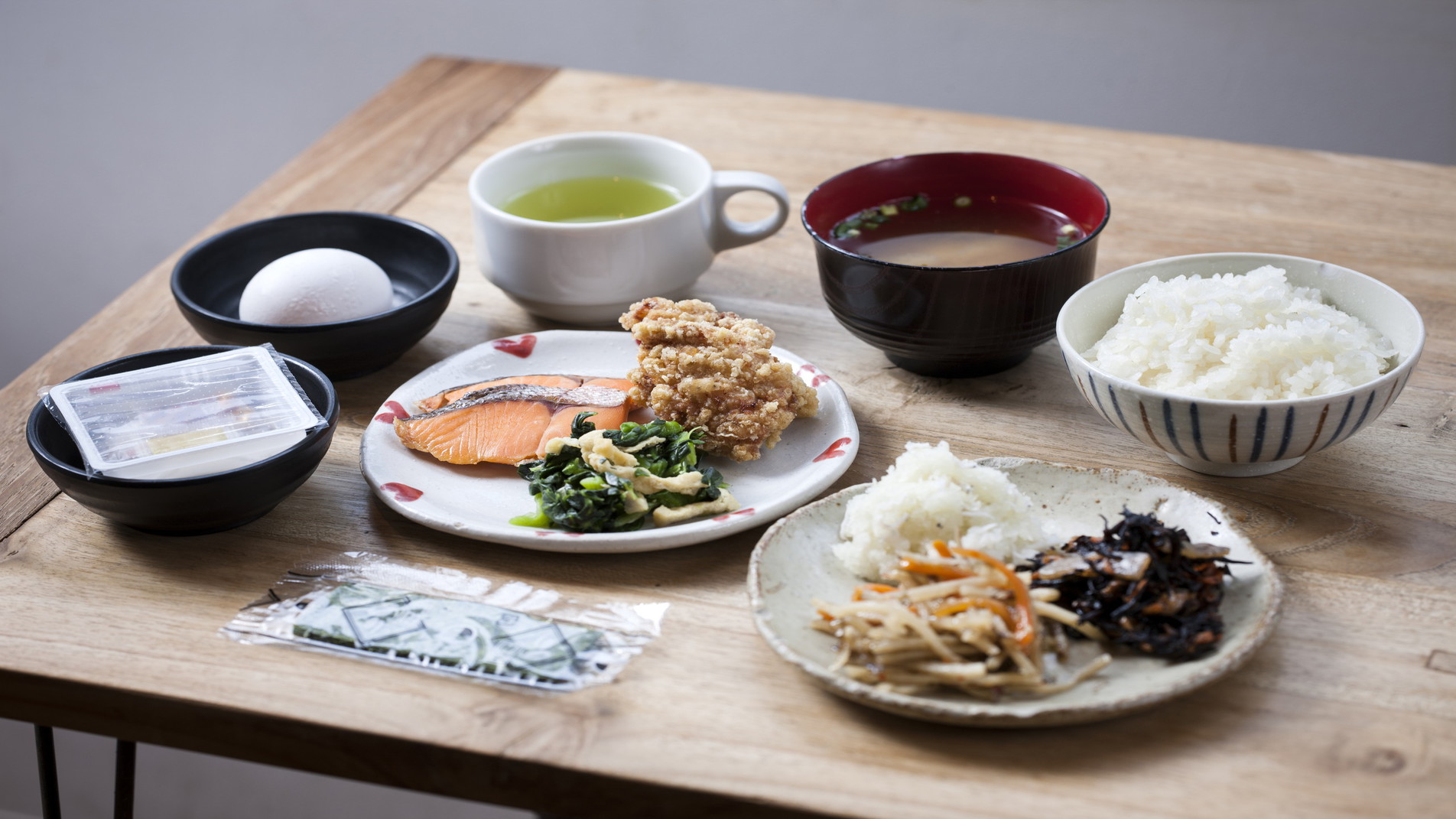 1日の始まりは朝食から！（和食取り分けイメージ）