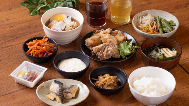 【朝食盛り付け一例(和食)】