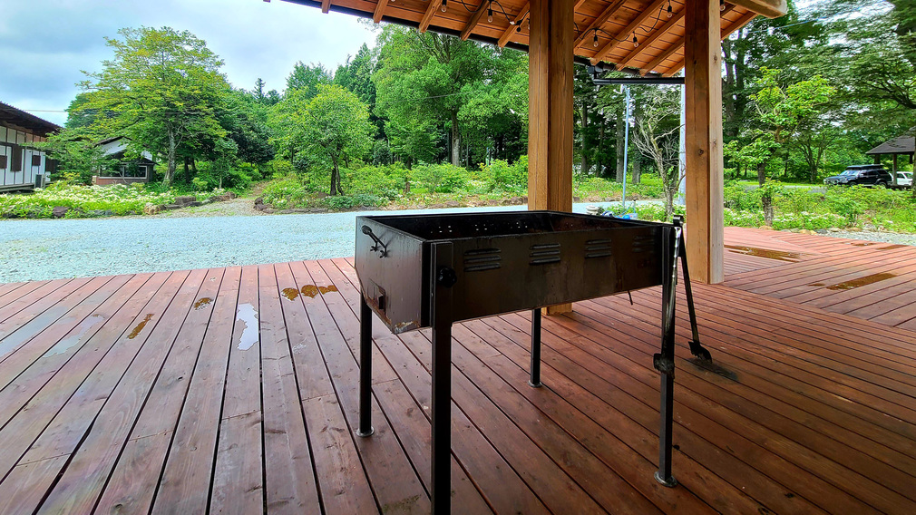 ＃【別邸】BBQの台座もございます。