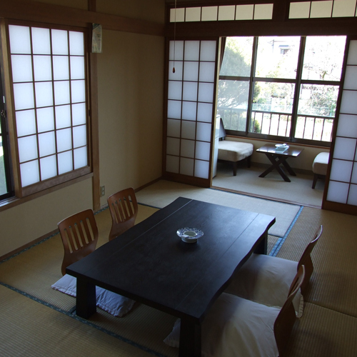 Yufuin Onsen Ryokan Tatsumi room, Yufu, Japan