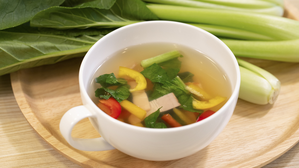 【東神田・東日本橋・清澄白河限定コンソメスープ】東京野菜を使用したコンソメ仕立てのスープです。