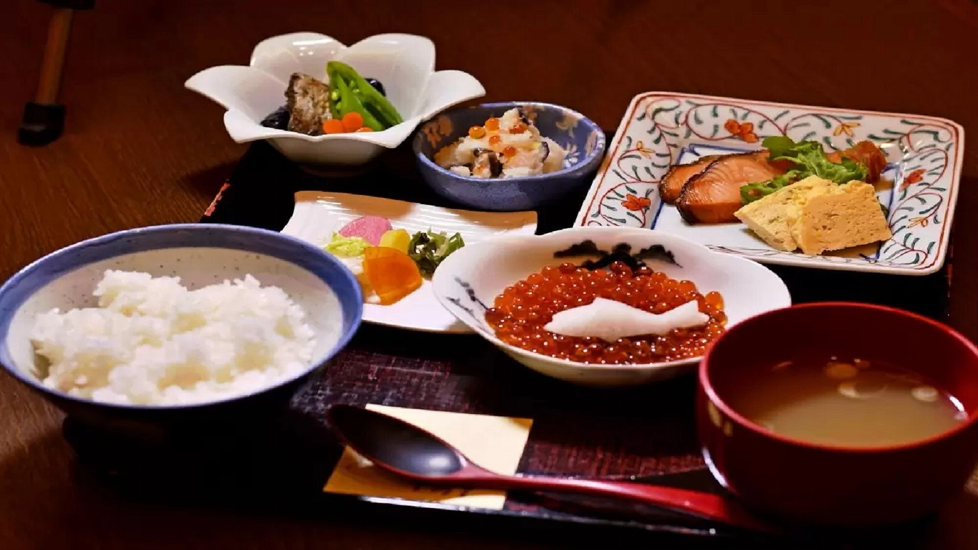 千渡里はらこ定食※コースメニューとは異なります