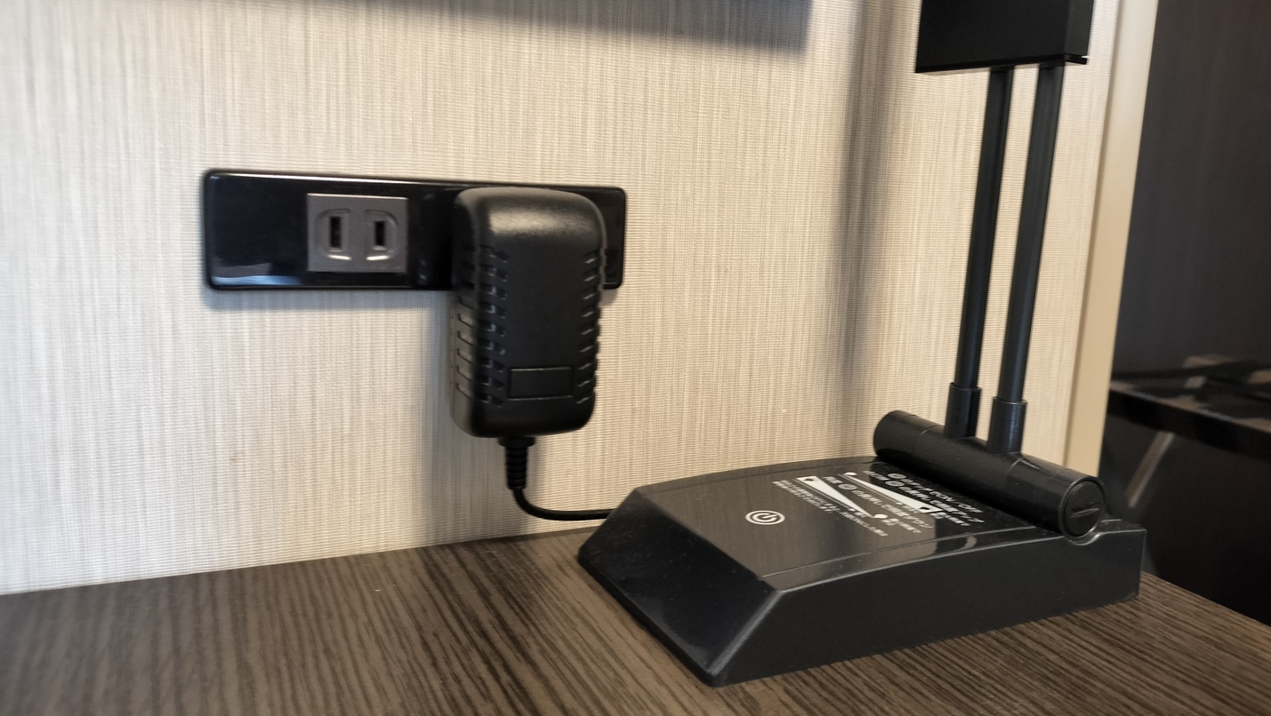 客室コンセント口