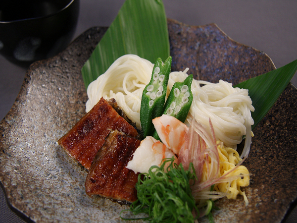 夏会席のそうめんの例