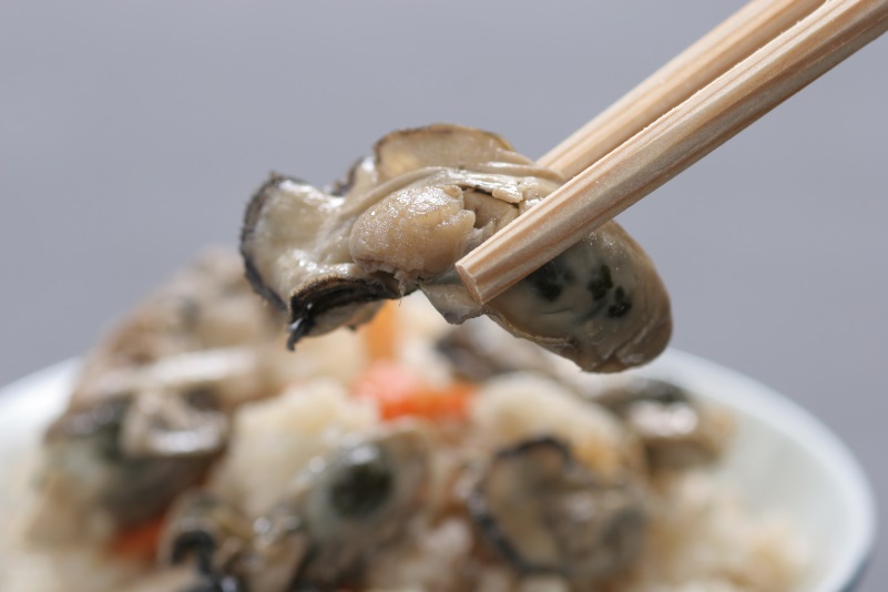 牡蠣飯（食事例）