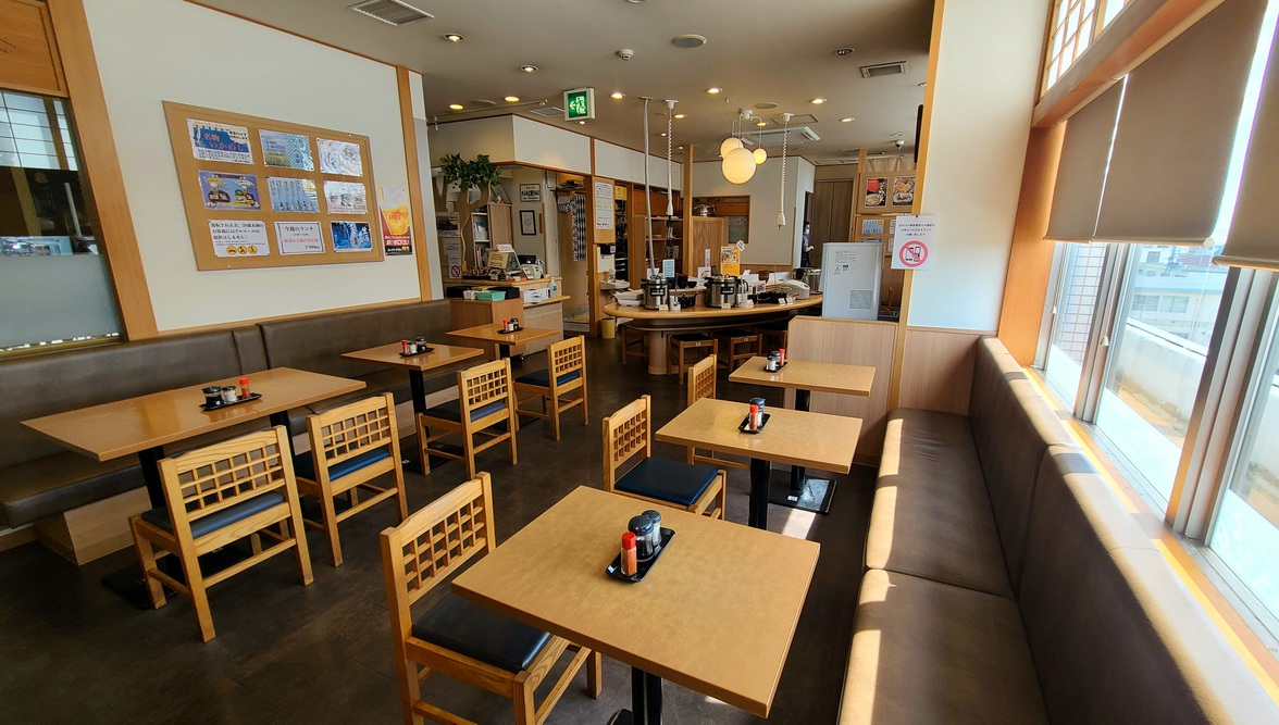 【いかめしや烹鱗】駅で手軽に海の幸を。