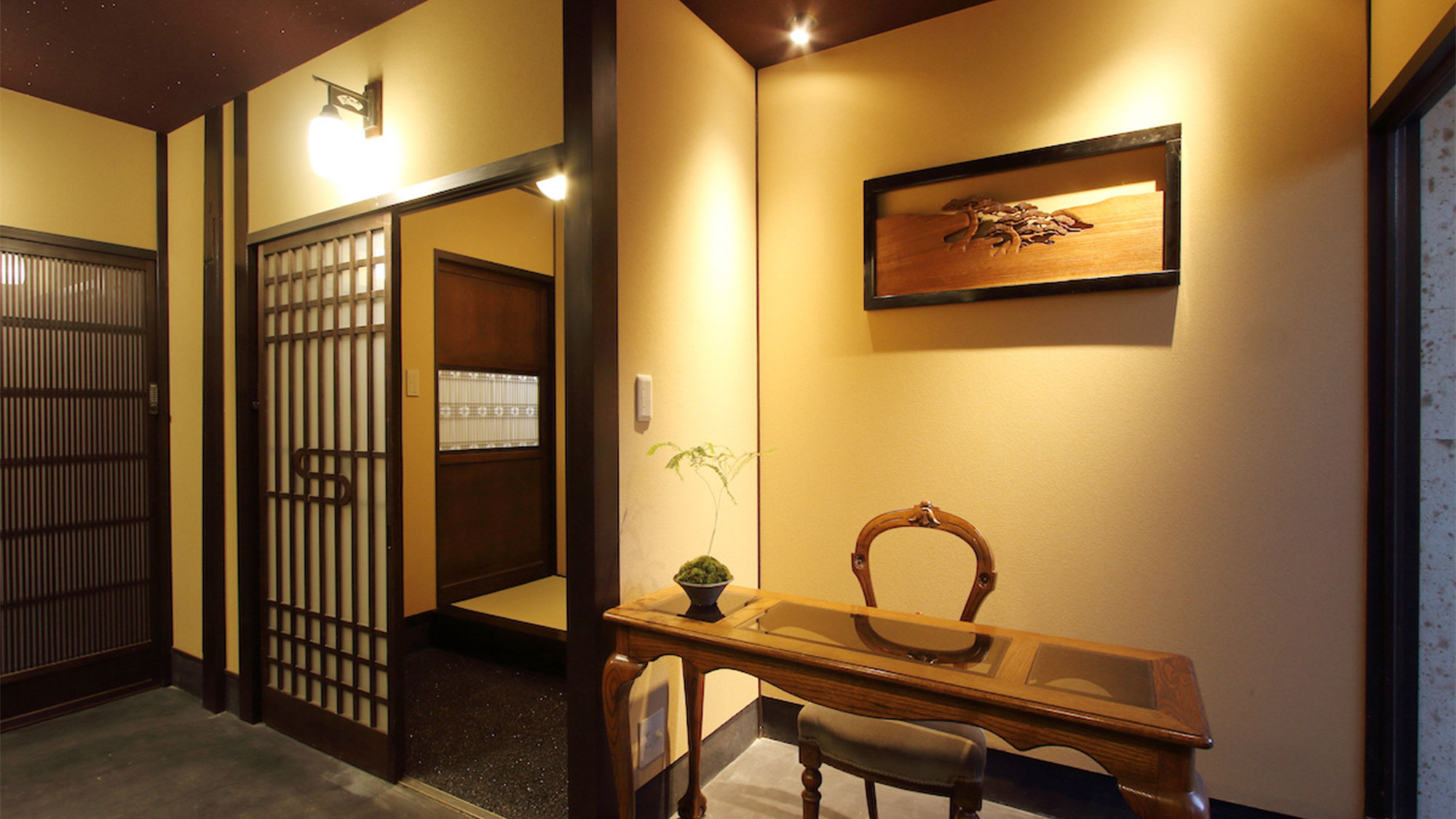 ・玄関築100年近い京町家を快適な暮らしに合わせてリフォームしました