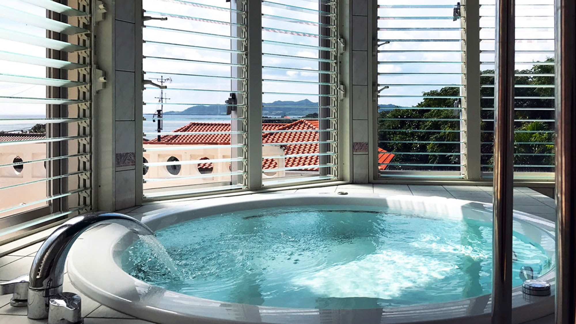 Hotel Kaiho Shishimori <Ishigakijima> Main Image Hotel Kaiho Shishimori <Ishigakijima>, Ishigaki