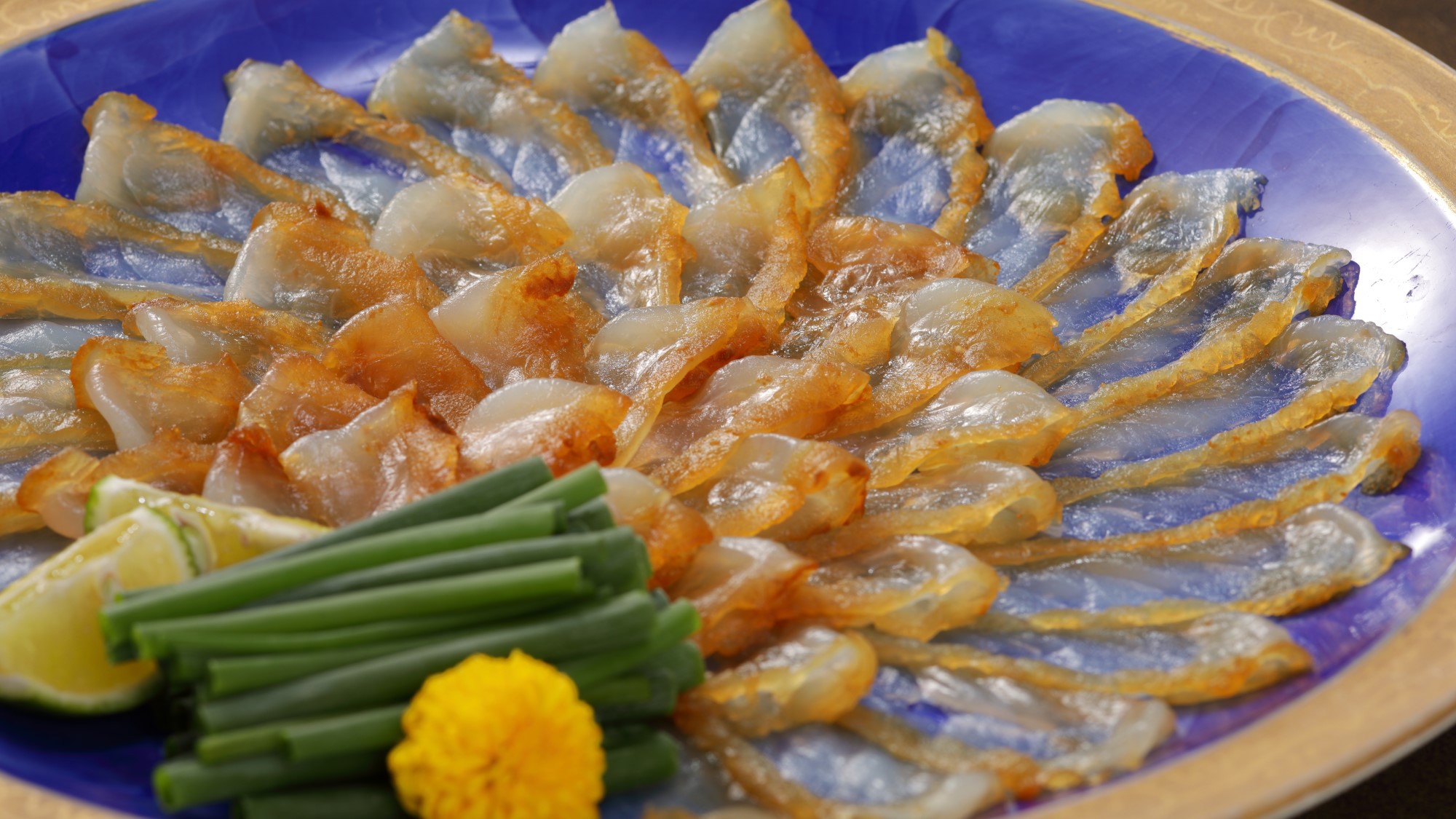 【とらふぐ千賀味噌づけてっさ】地元赤味噌に付け込んだ知多ならではの食べ方「知多ごち」。