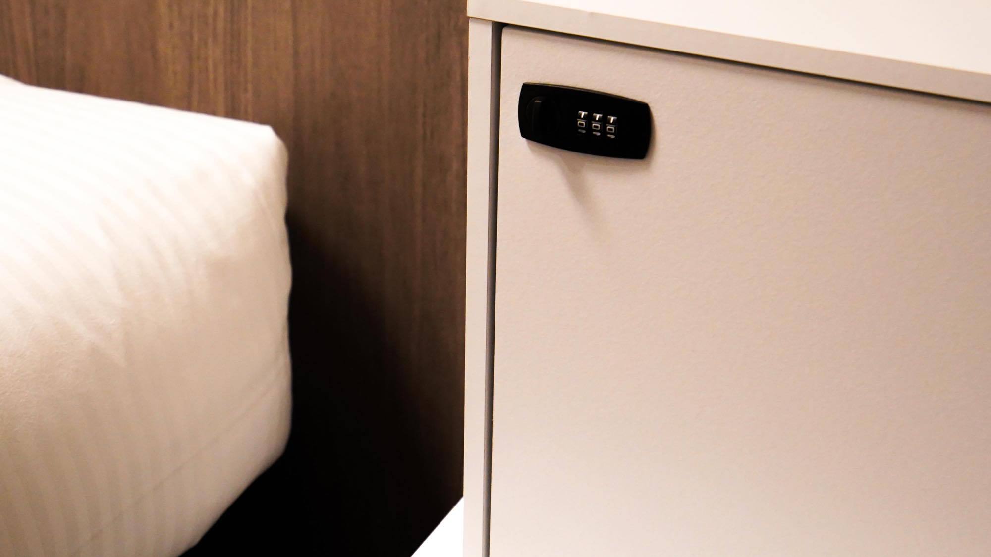 【禁煙】レディースキャビンルーム〈セキュリティボックス〉