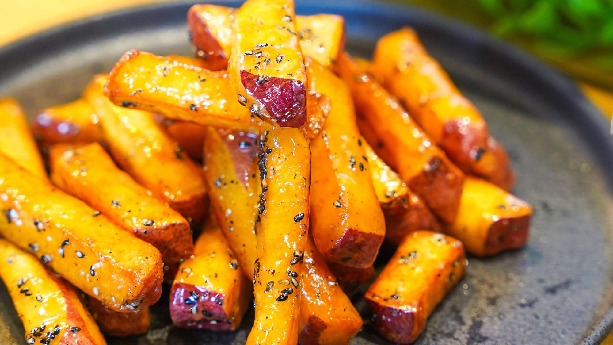 朝食イメージ〈徳島名物 鳴門金時芋棒〉
