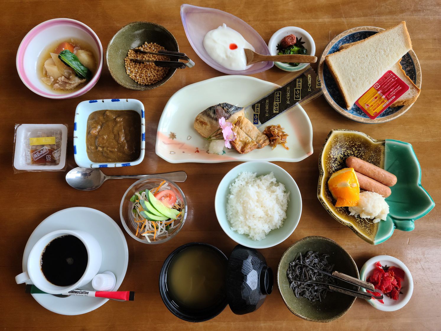 朝食(セミバイキング)