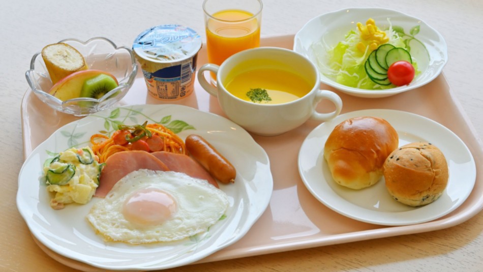 【新館】朝食：洋食温かいスープとパンでゆっくり味わえる洋食メニュー