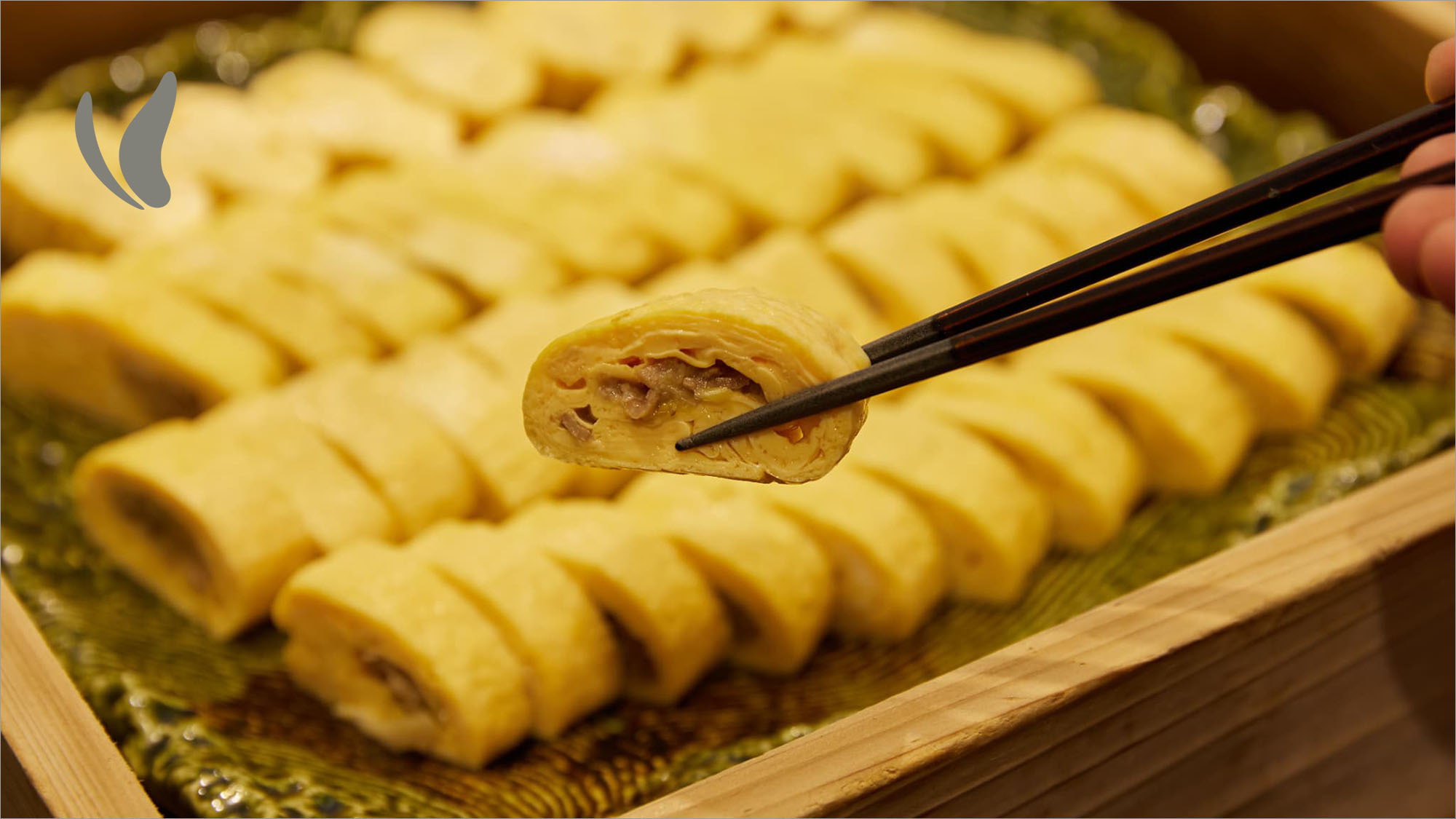 仙台牛のスキヤキをだし巻き卵で巻きました。