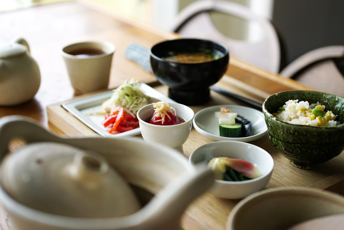 朝食