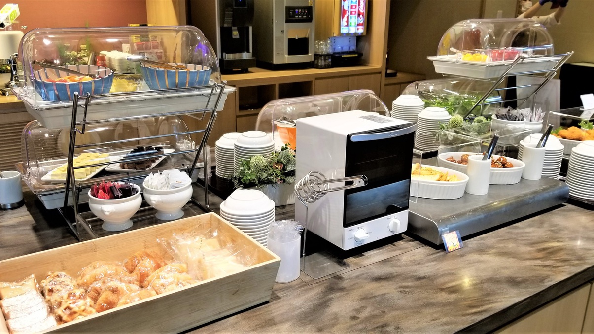 朝食バイキング提供ライン（イメージ）