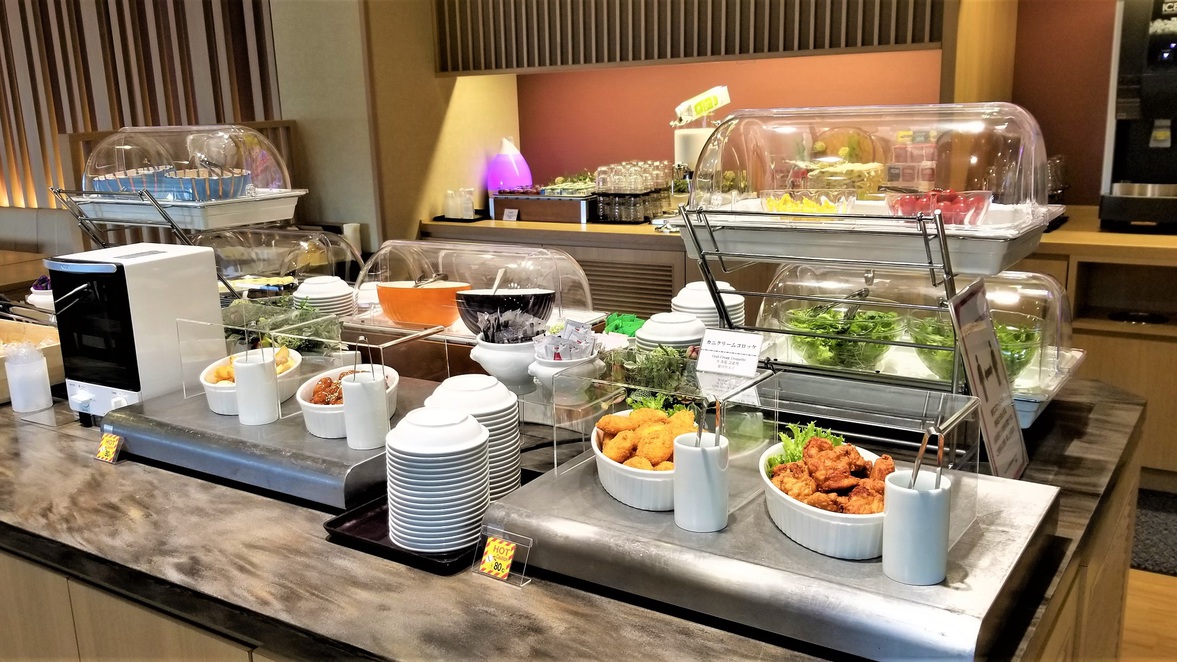 朝食バイキング提供ライン（イメージ）