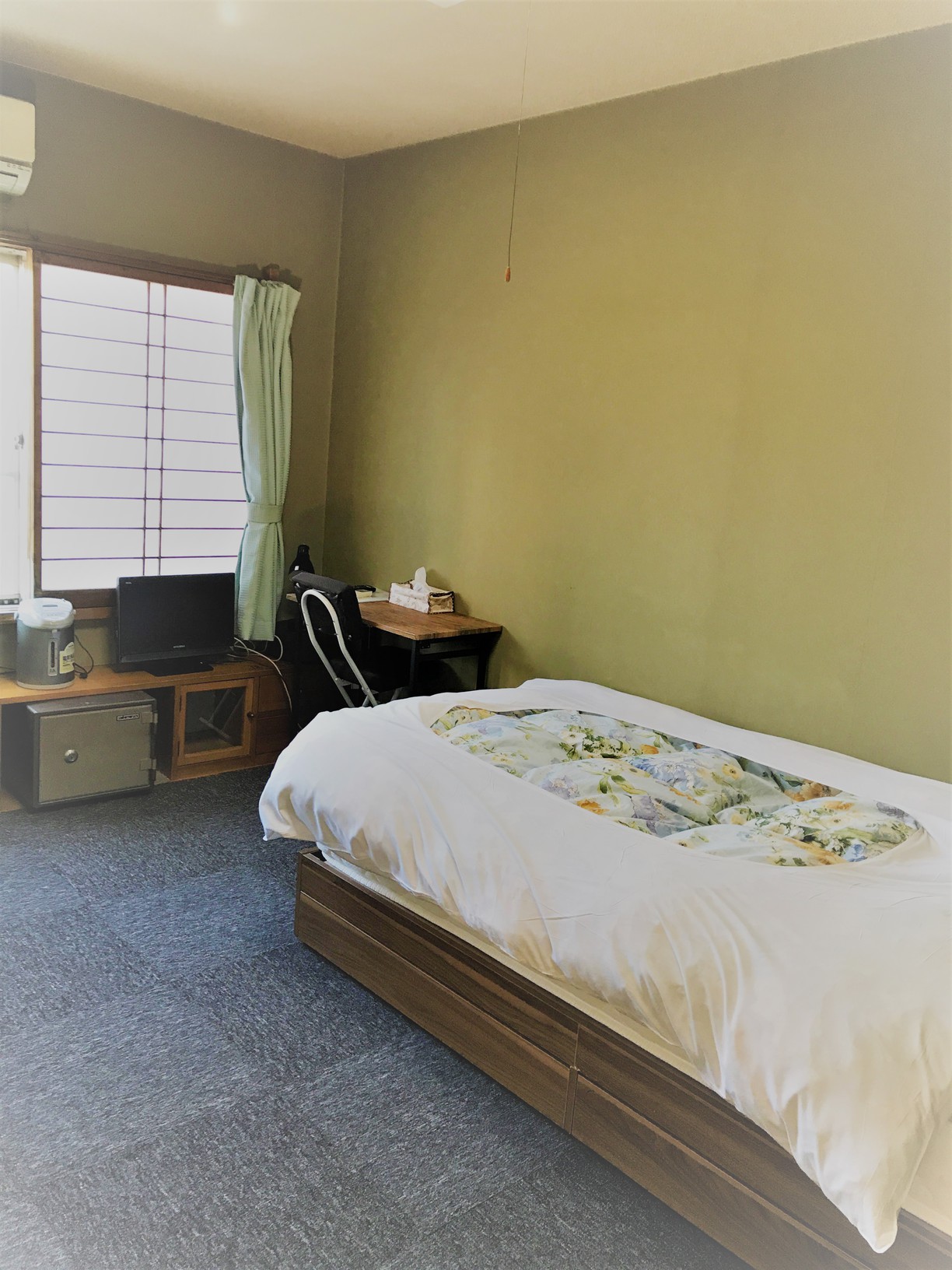 Ryokan Iwasawaso Ryokan Iwasawaso is conveniently located in the popular Hirono area. The property has everything you need for a comfortable stay. Take advantage of the propertys free Wi-Fi in all rooms. Each guestro