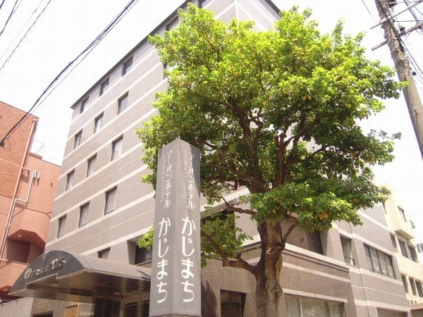 アーバンホテルかじまち緑の樹木は都心のオアシス。