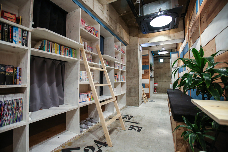 テーブルもあります。