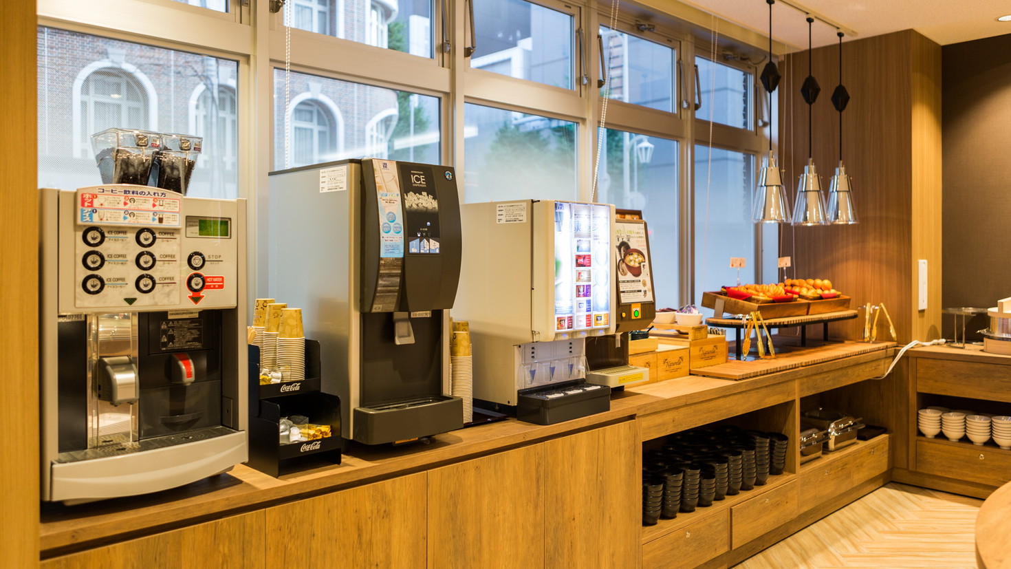 挽きたてコーヒーからジュースまで種類豊富なドリンクバー
