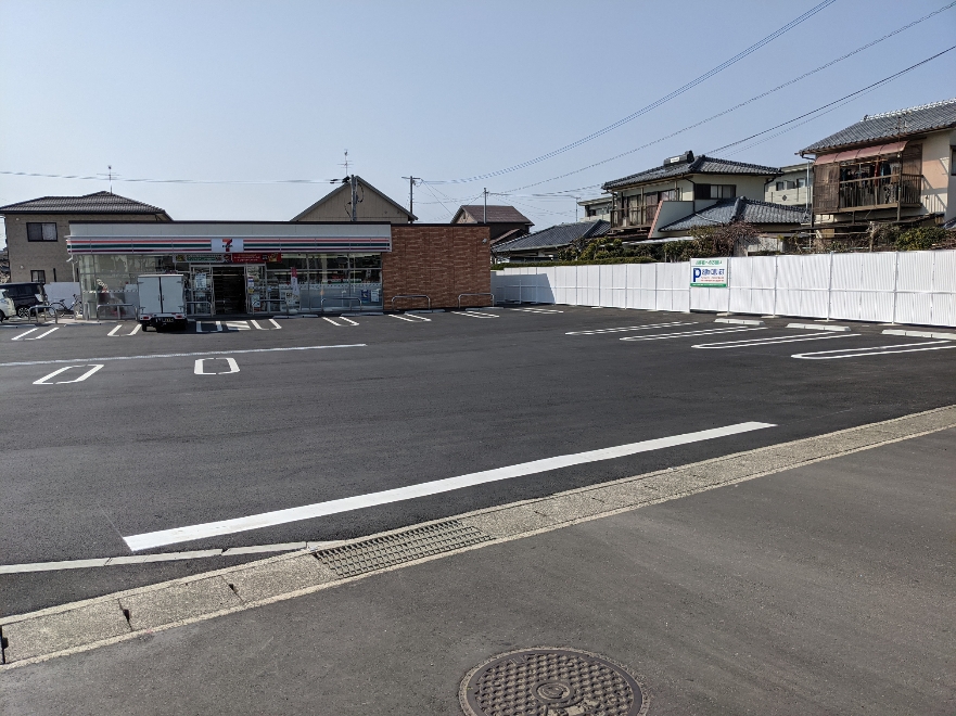 ホテルの側にセブンイレブンオープン！