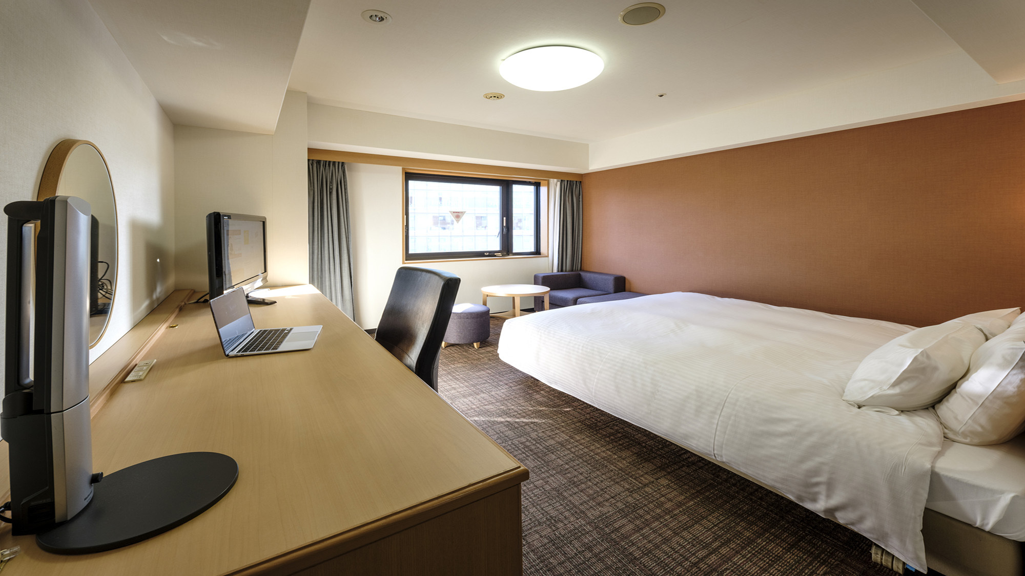 デラックスダブル（ベッド170cm/23平米）