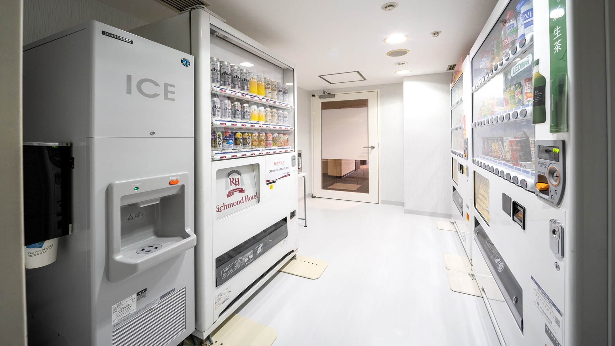 自動販売機コーナー