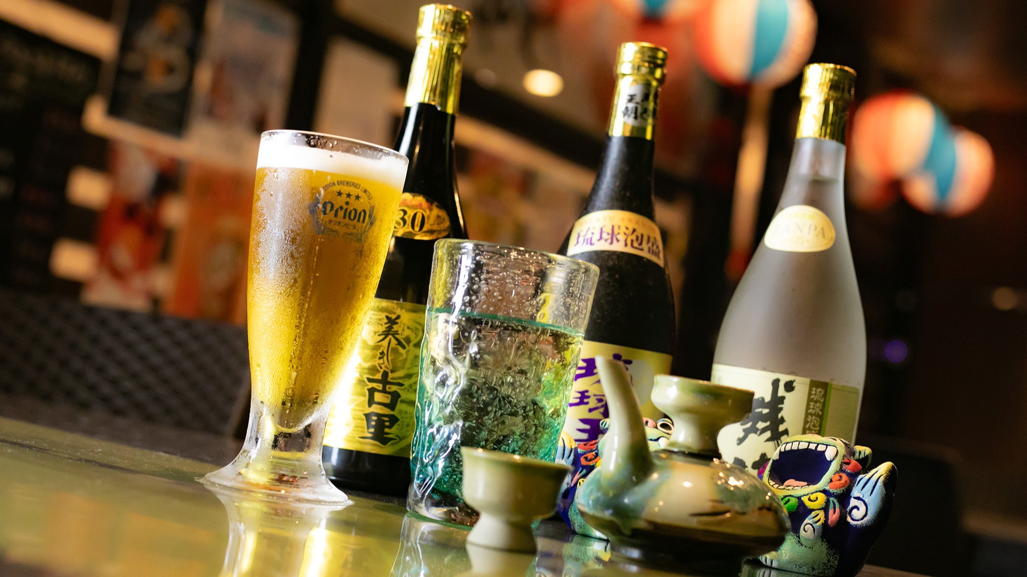 【きじむなぁの家】オリオンビールや泡盛などのお酒も充実。