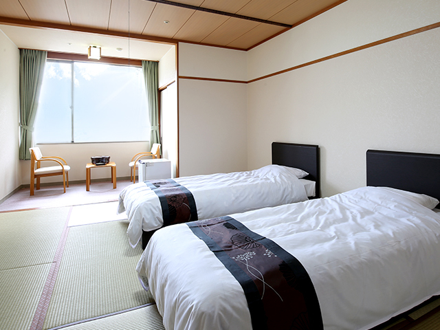 Misasa Onsen Kenkozukurino Yado Blancart Misasa Misasa Onsen BlancArt Misasa is perfectly located for both business and leisure guests in Misasa. The property offers a wide range of amenities and perks to ensure you have a great time. All the neces