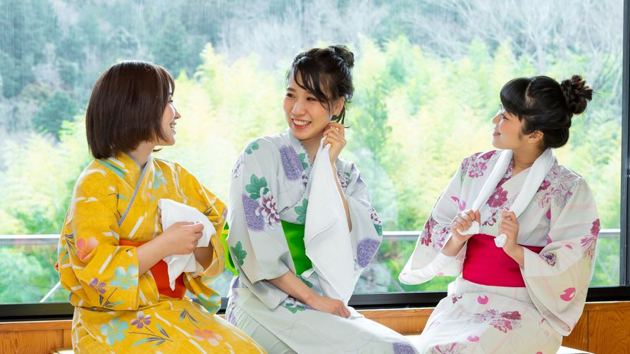湯上り処は約40畳。ゆっくり待合せも可能です